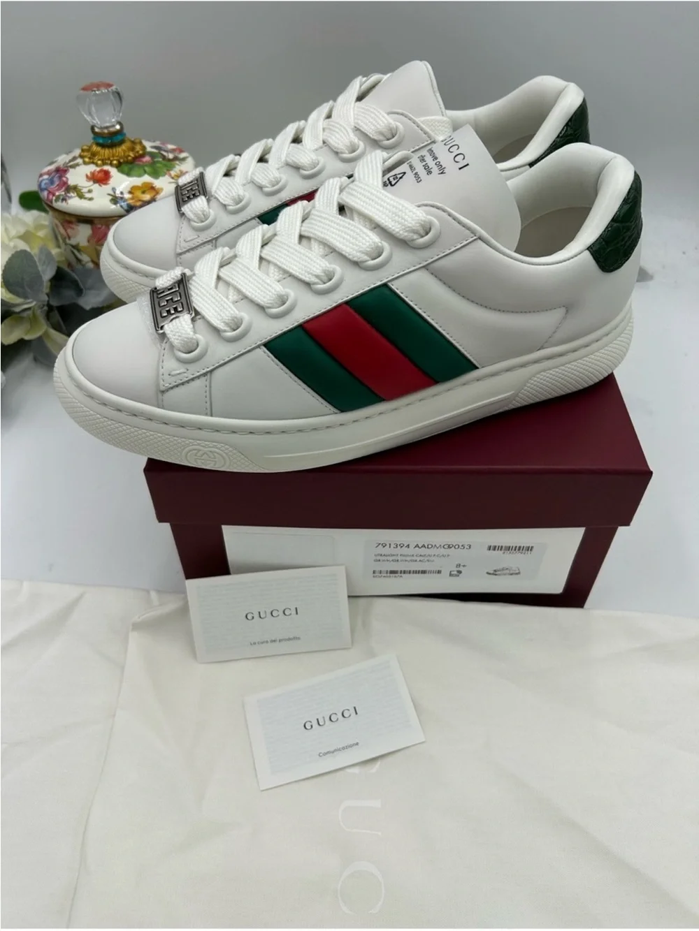 Men’s Gucci, white leather ace sneakers with Web stripe size 8.5 fits 9.5 US